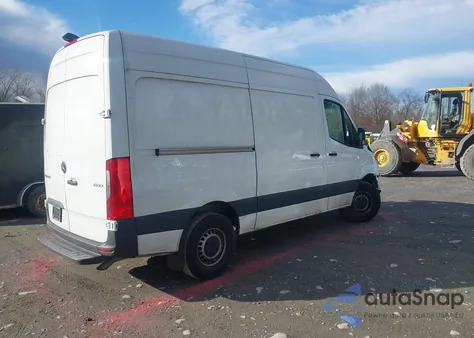 2023 Mercedes-Benz Sprinter 1500 Standard Roof 4-Cyl Gas z USA, uszkodzony, nr VIN W1Y70BGY1PT143873